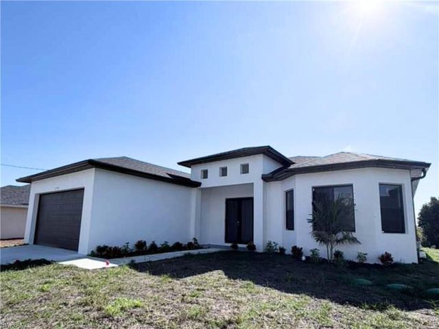 2130 NE 26th ST, Cape Coral, FL 33909
