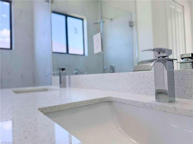 2130 NE 26th ST, Cape Coral, FL 33909