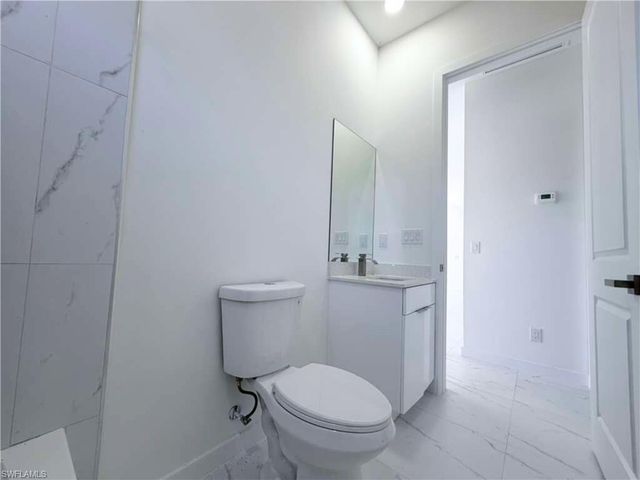 2130 NE 26th ST, Cape Coral, FL 33909