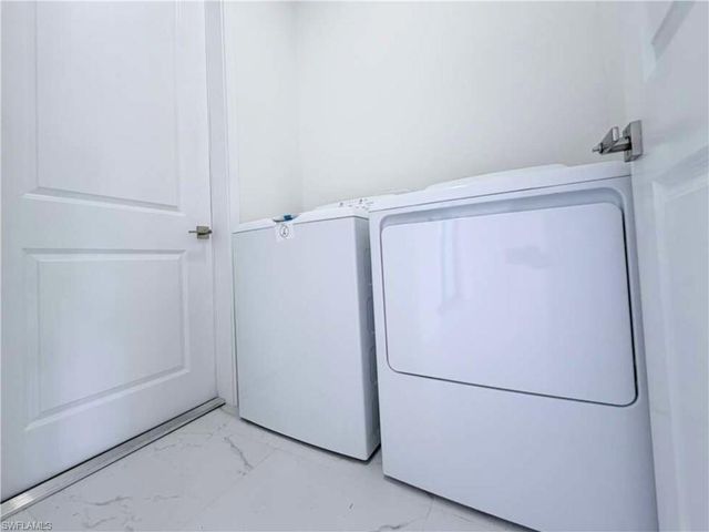 2130 NE 26th ST, Cape Coral, FL 33909