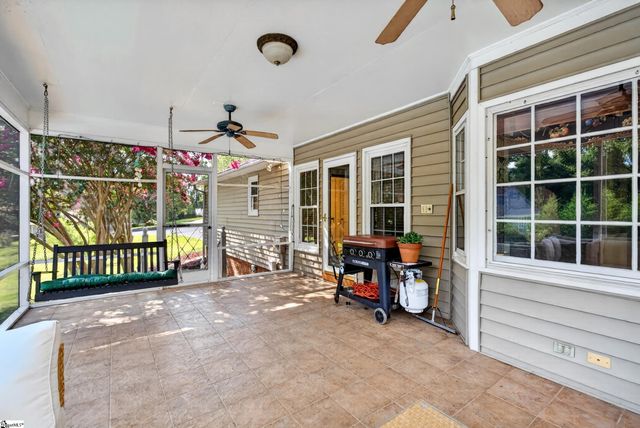 804 Shoresbrook Drive, Spartanburg, SC 29301