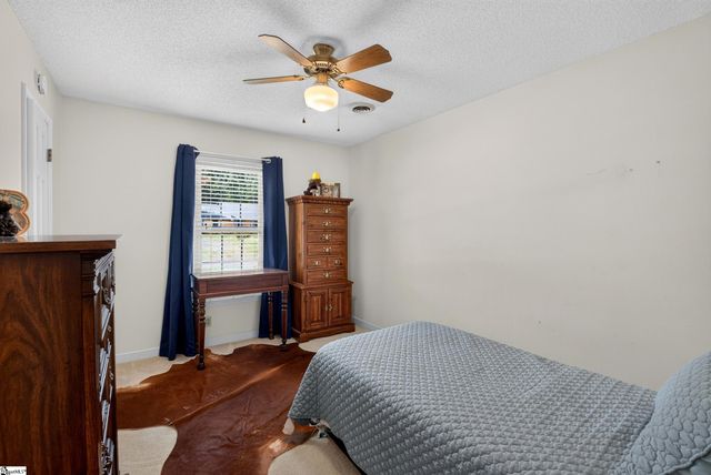 804 Shoresbrook Drive, Spartanburg, SC 29301