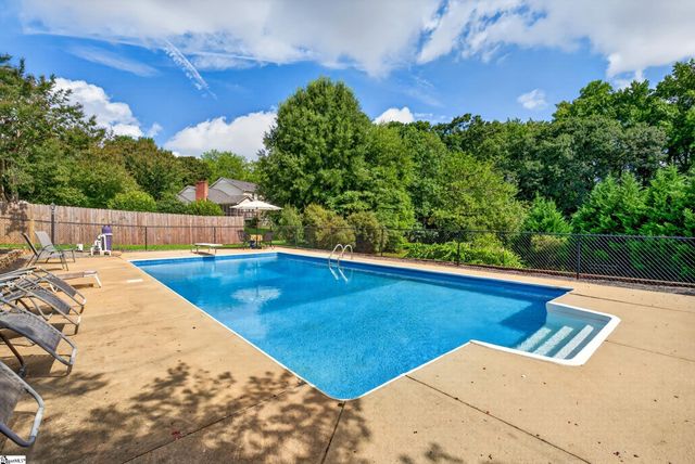 804 Shoresbrook Drive, Spartanburg, SC 29301