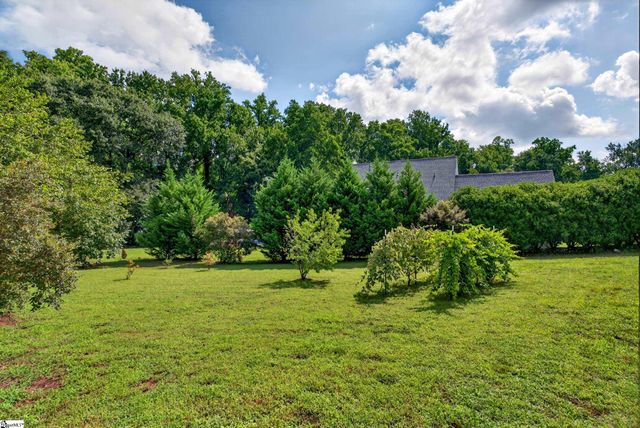 804 Shoresbrook Drive, Spartanburg, SC 29301
