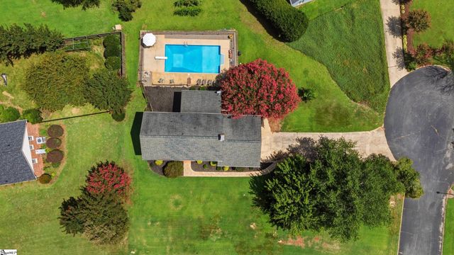 804 Shoresbrook Drive, Spartanburg, SC 29301