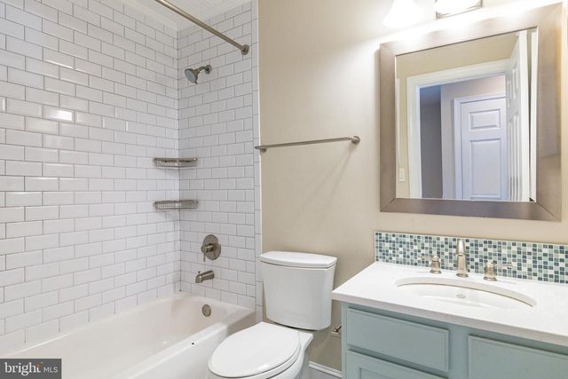 5504 SACRAMENTO MEWS PL, Alexandria, VA 22309