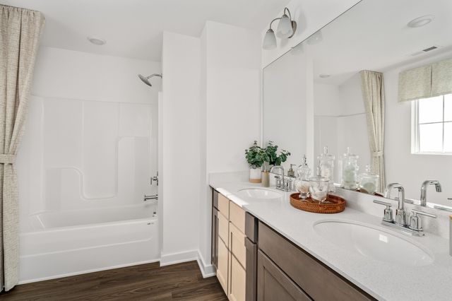 1004 Elliott Williams Pvt Way, Gallatin, TN 37066