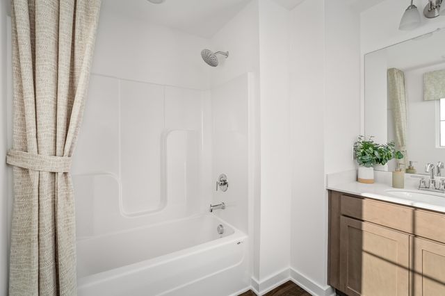 1004 Elliott Williams Pvt Way, Gallatin, TN 37066