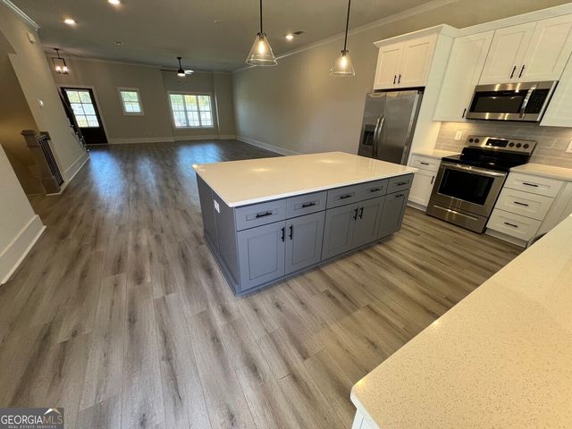 859 Duck Walk Way, Lawrenceville, GA 30046