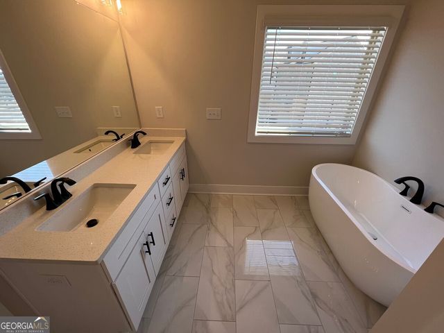 859 Duck Walk Way, Lawrenceville, GA 30046