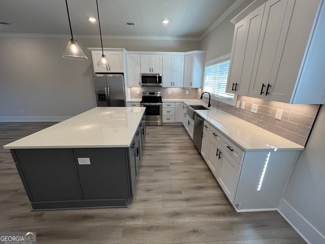 859 Duck Walk Way, Lawrenceville, GA 30046