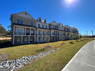 859 Duck Walk Way, Lawrenceville, GA 30046