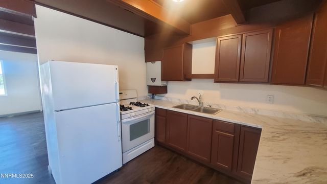 122 Harrison Street, Hawthorne, NV 89415