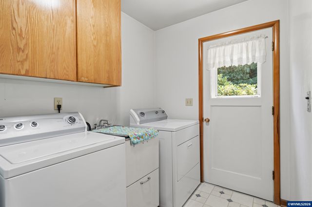 206 Benton Pl NW, Albany, OR 97321