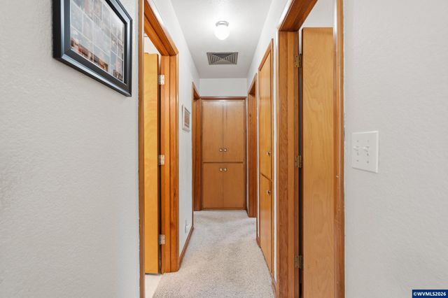 206 Benton Pl NW, Albany, OR 97321