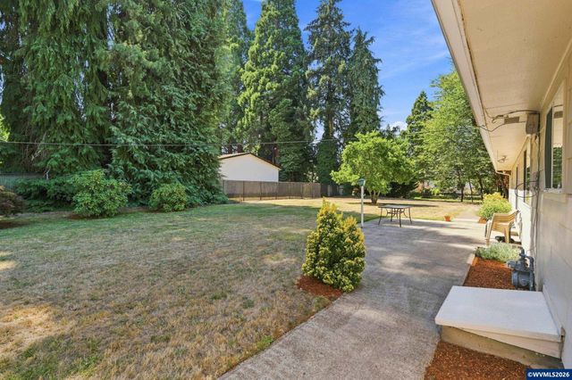 206 Benton Pl NW, Albany, OR 97321