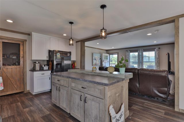 5061 County Road 353, Brazoria, TX 77422
