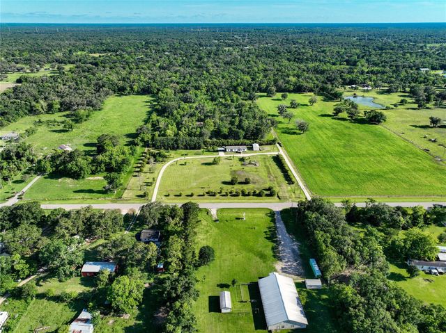 5061 County Road 353, Brazoria, TX 77422