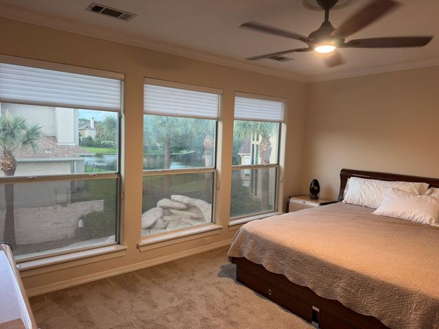 10 Lake Mist Court, Sugar Land, TX 77479