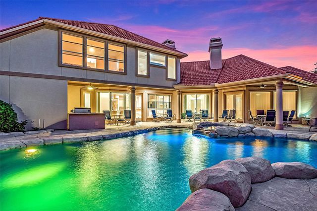 10 Lake Mist Court, Sugar Land, TX 77479