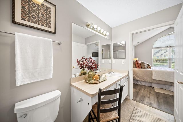 131 Stonegate Drive, Pataskala, OH 43062