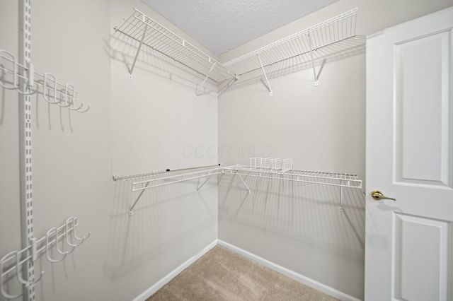 131 Stonegate Drive, Pataskala, OH 43062