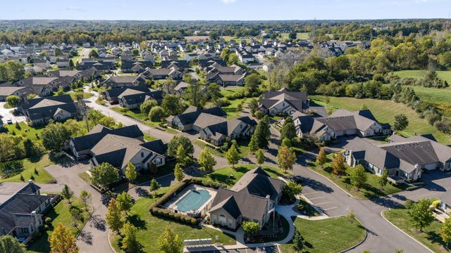 131 Stonegate Drive, Pataskala, OH 43062