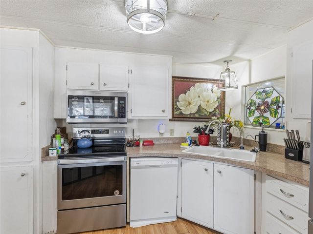 7402 CASCADE DRIVE, Hudson, FL 34667