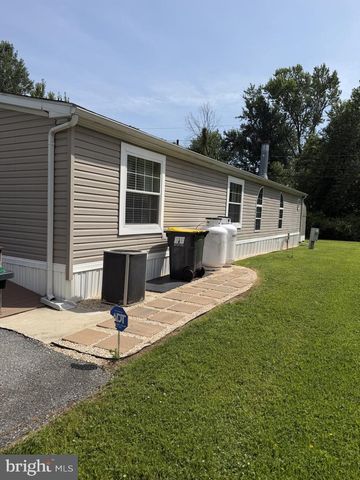 29 N DRAGON DR, Bear, DE 19701