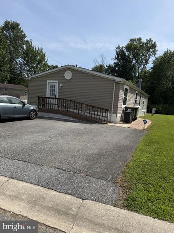 29 N DRAGON DR, Bear, DE 19701