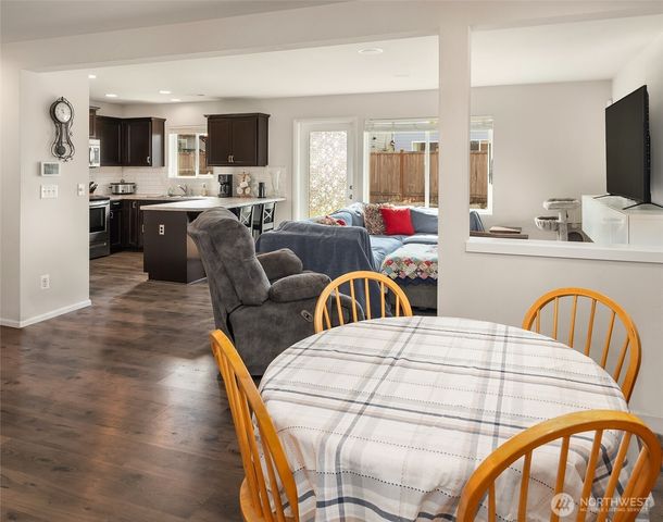 10502 189th Street E, Puyallup, WA 98374