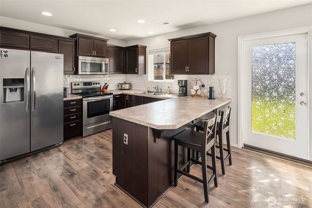 10502 189th Street E, Puyallup, WA 98374