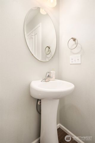 10502 189th Street E, Puyallup, WA 98374