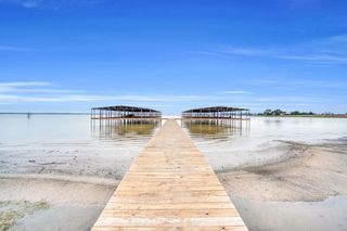 65 Stillwater Shores Drive, Corsicana, TX 75109