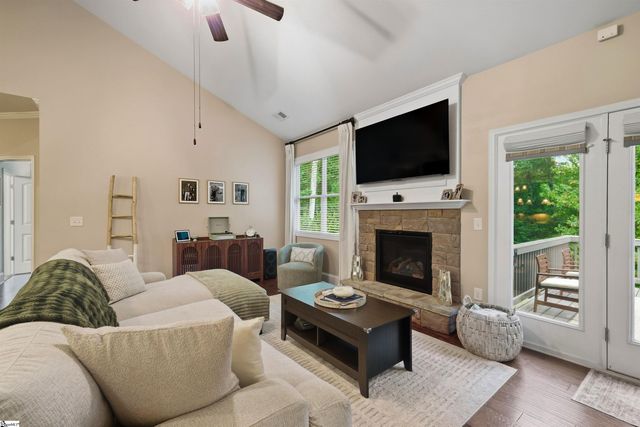 128 Waltzing Vine Lane, Williamston, SC 29697