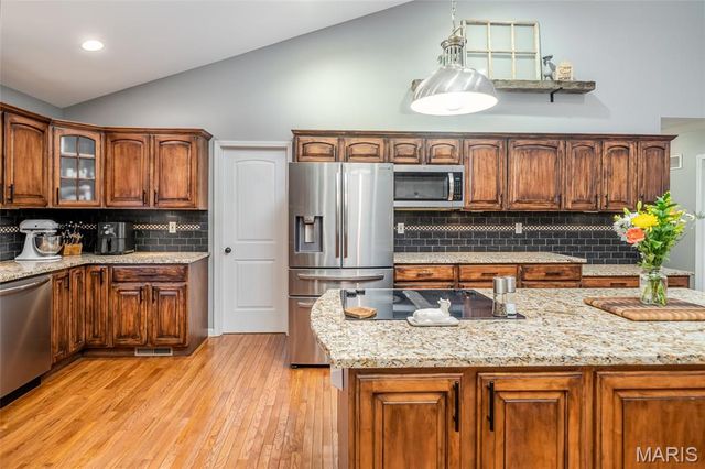 130 Valley Oaks Lane, Union, MO 63084
