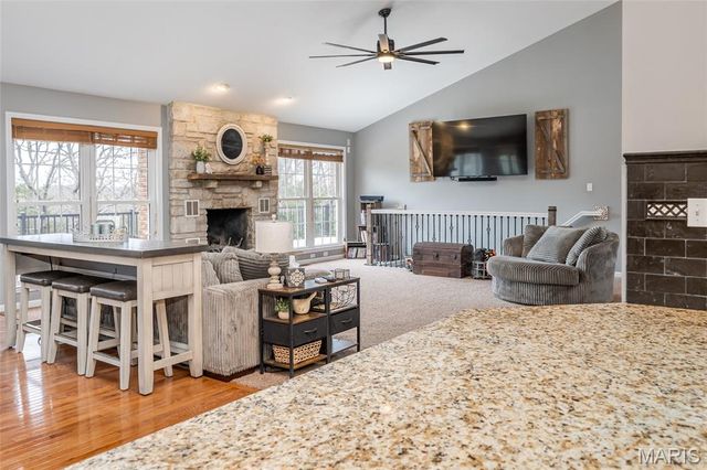 130 Valley Oaks Lane, Union, MO 63084