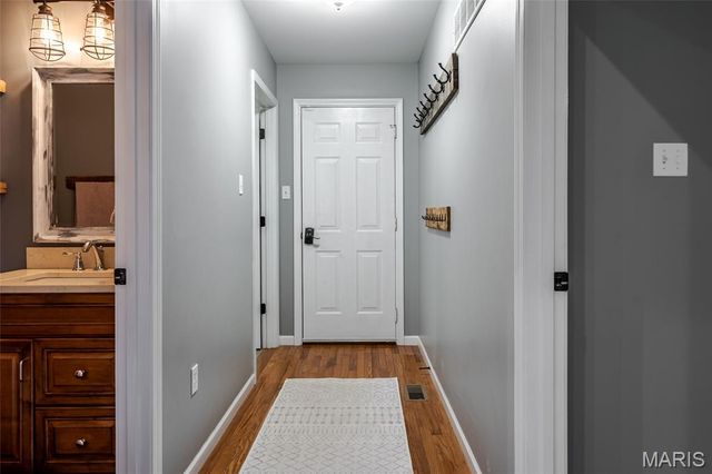 130 Valley Oaks Lane, Union, MO 63084