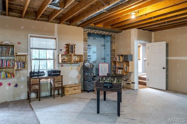 130 Valley Oaks Lane, Union, MO 63084