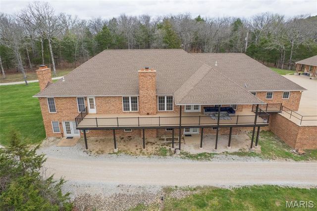 130 Valley Oaks Lane, Union, MO 63084