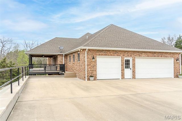 130 Valley Oaks Lane, Union, MO 63084