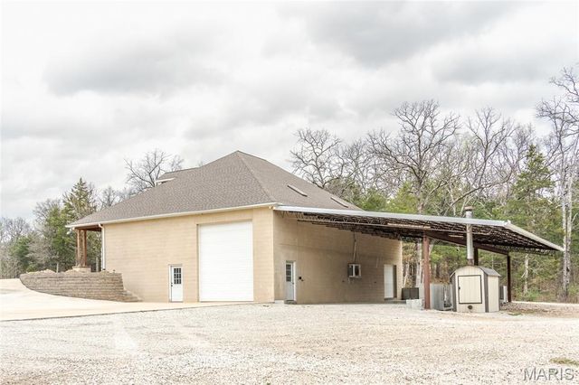 130 Valley Oaks Lane, Union, MO 63084