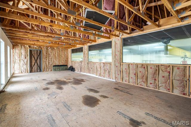 130 Valley Oaks Lane, Union, MO 63084