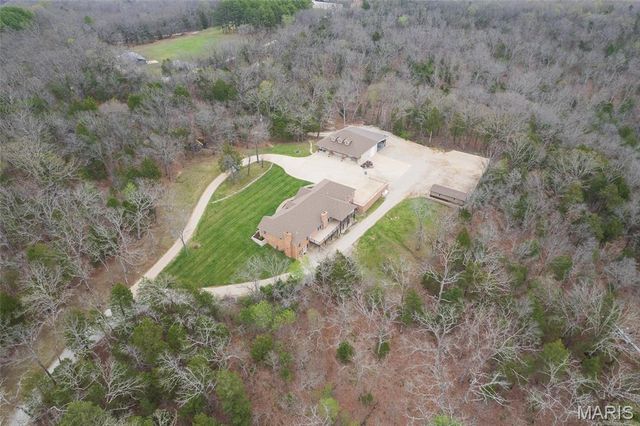 130 Valley Oaks Lane, Union, MO 63084