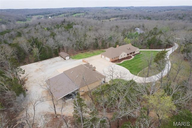130 Valley Oaks Lane, Union, MO 63084