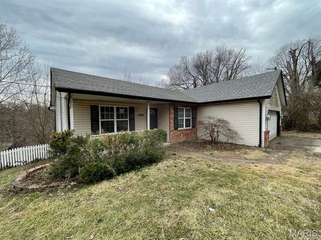 888 W Country Lane, Collinsville, IL 62234