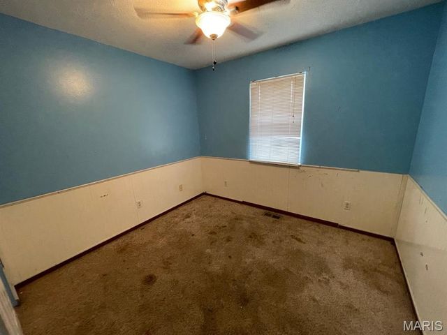 888 W Country Lane, Collinsville, IL 62234