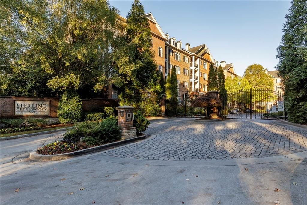 2300 Peachford Road 4002, Dunwoody, GA 30338