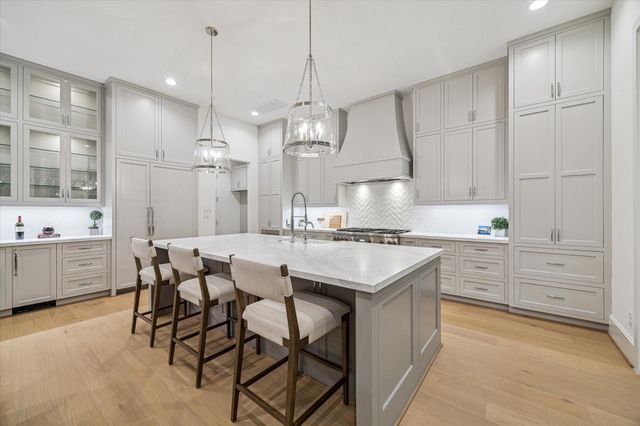 2514 Southgate Boulevard, Houston, TX 77030