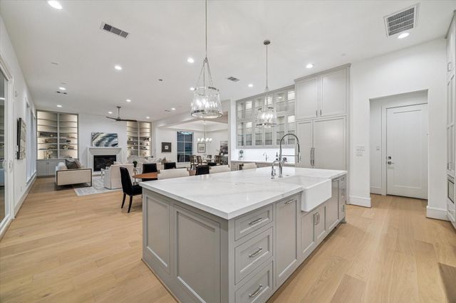 2514 Southgate Boulevard, Houston, TX 77030